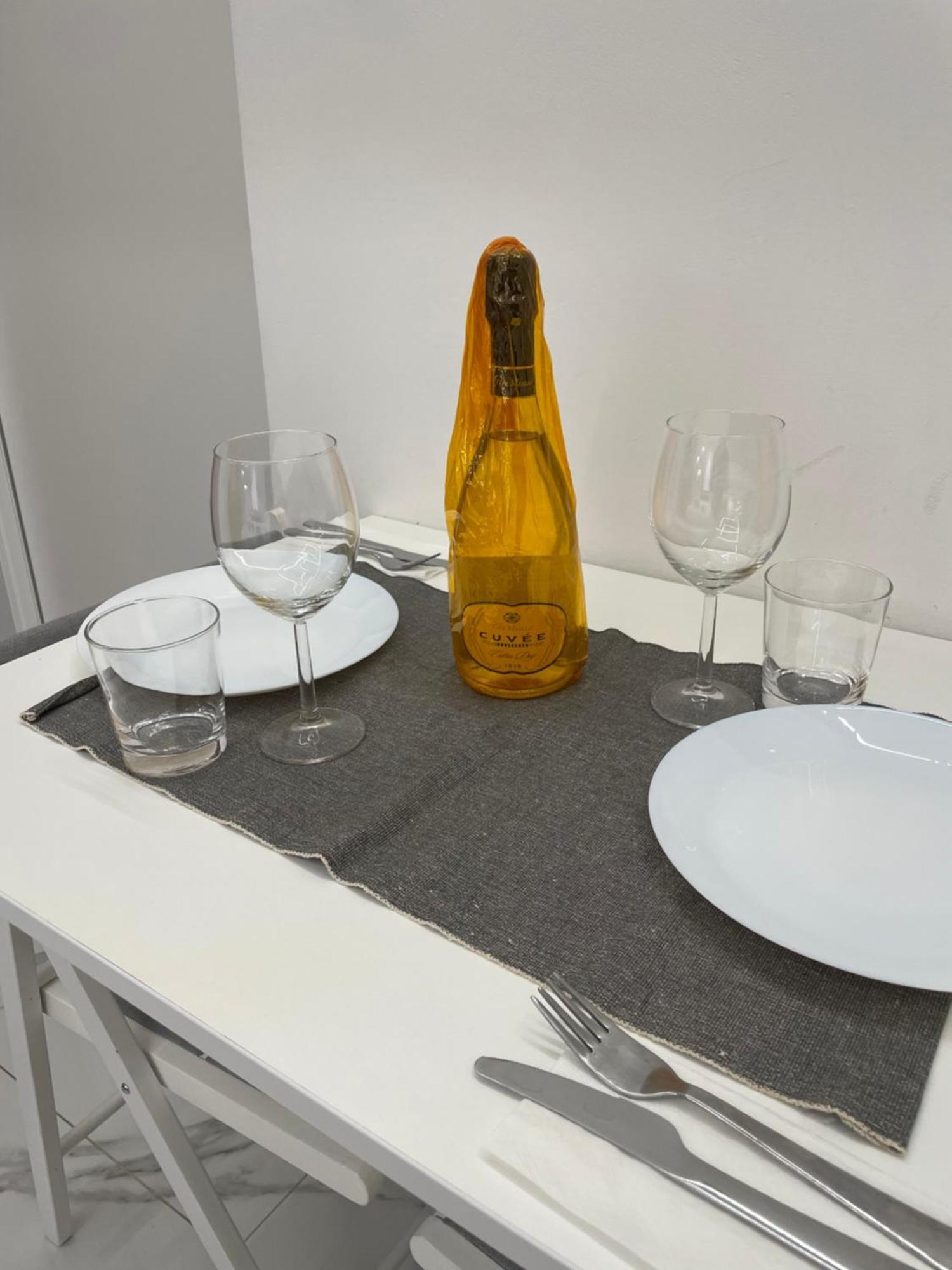 Luxury 5 Al Duomo Di Parma Apartamento Exterior foto
